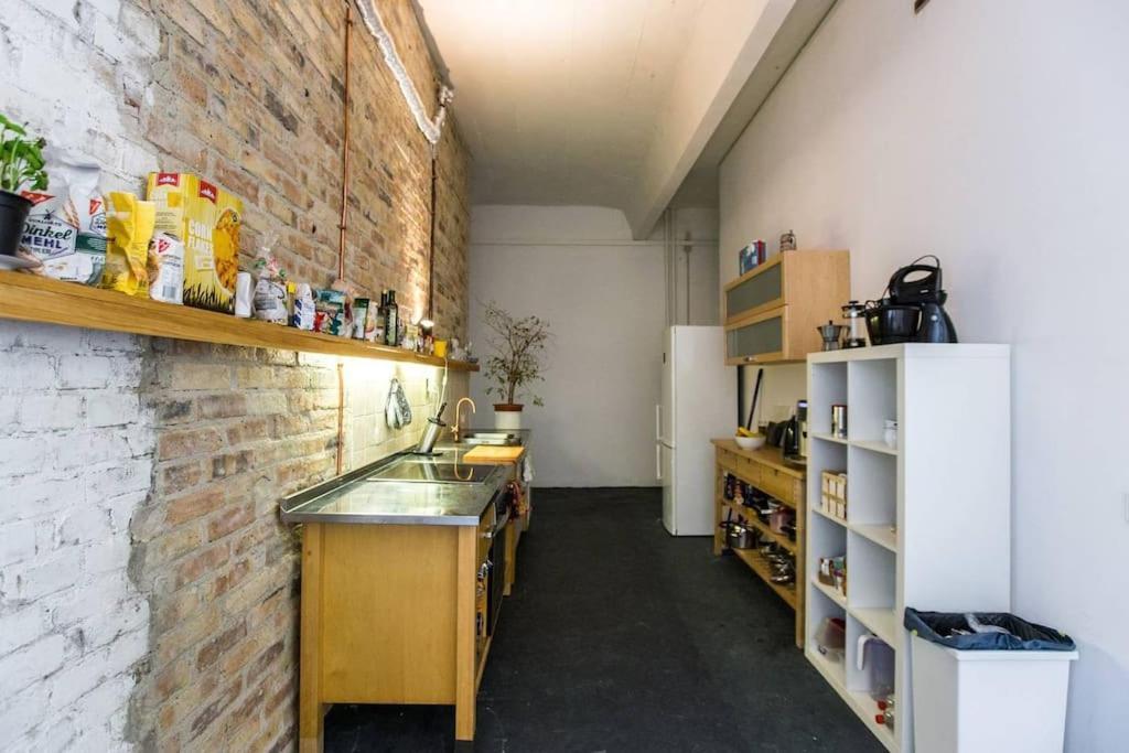 200Qm Loft For Friends And Family - On The Spree! Apartment Берлин Екстериор снимка