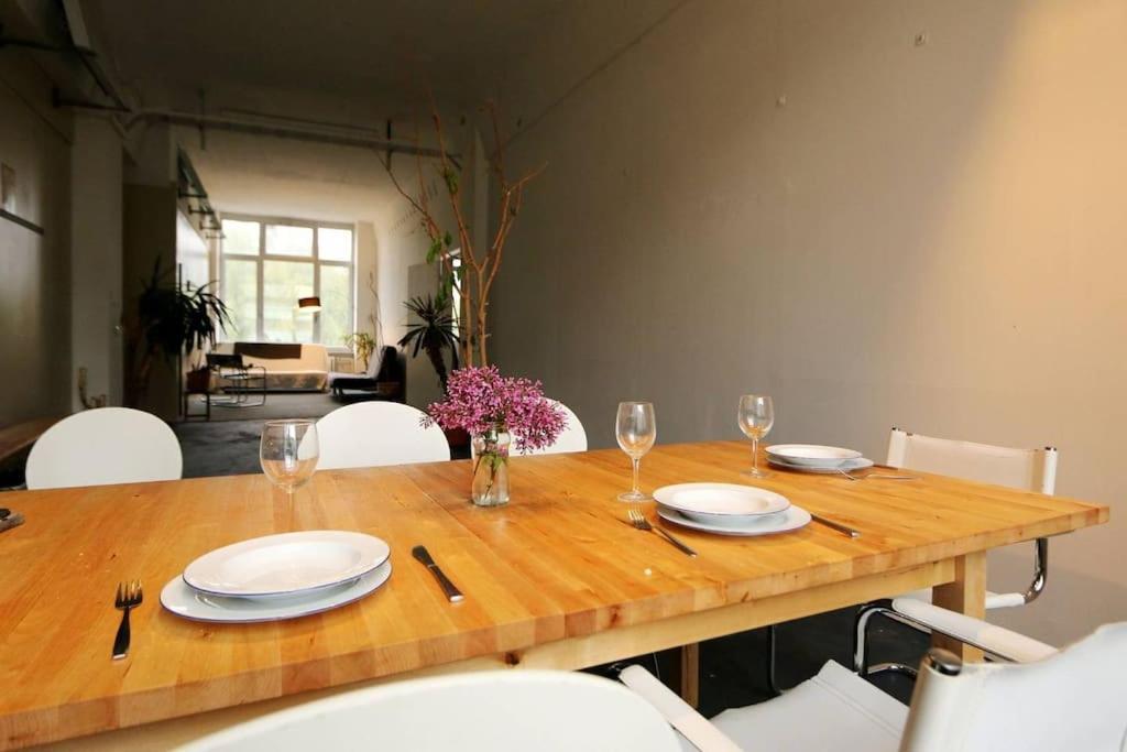 200Qm Loft For Friends And Family - On The Spree! Apartment Берлин Екстериор снимка
