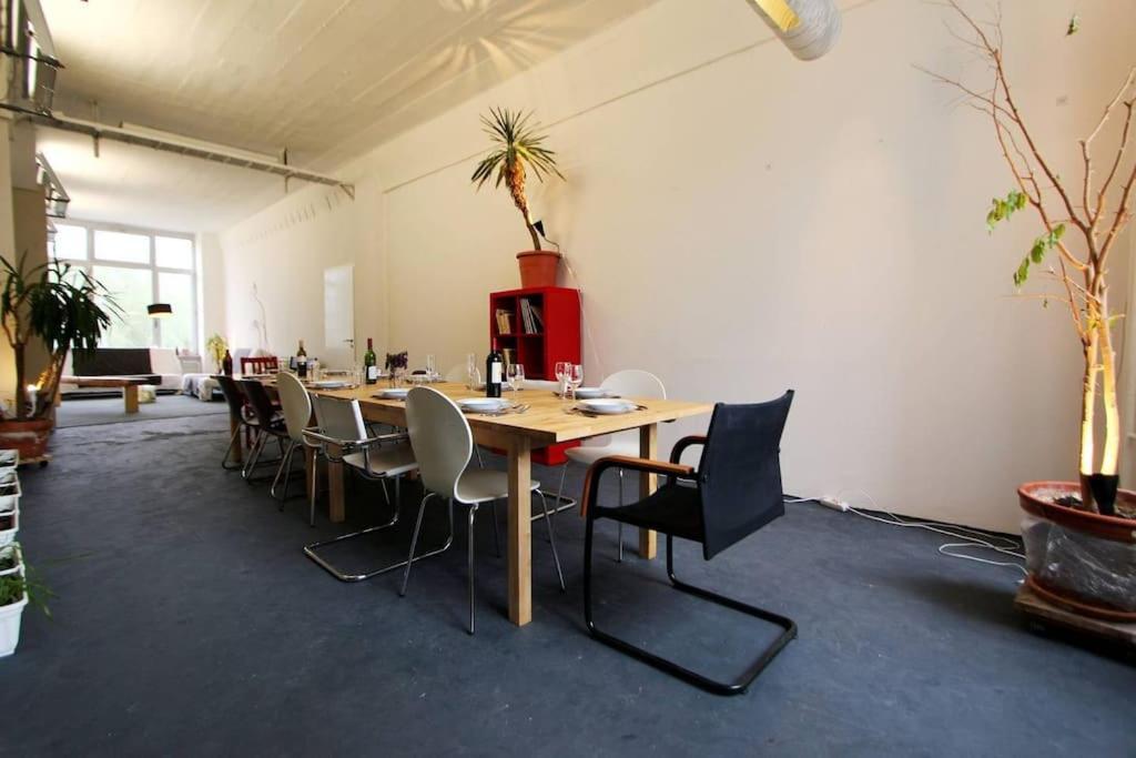 200Qm Loft For Friends And Family - On The Spree! Apartment Берлин Екстериор снимка